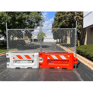 32 x 72 Hydrocade Barricade w/ Fence - Orange